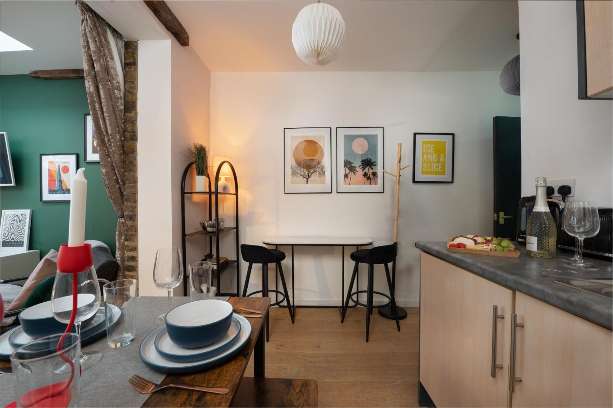 Apartament 1br Stylish Flat By Hostarahomes, Near Liverpool Street, Prime Location, Sleeps Up To 4